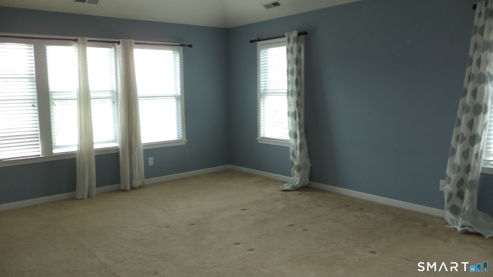 8 Sampson Terrace Danbury CT 06810