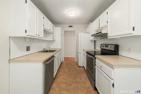 593 Heritage Village Southbury CT 06488
