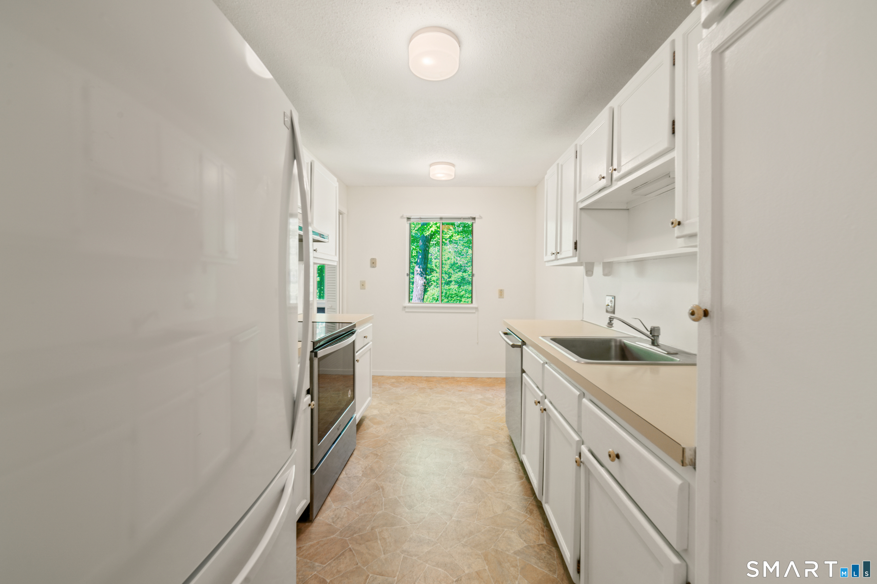 593 Heritage Village Southbury CT 06488