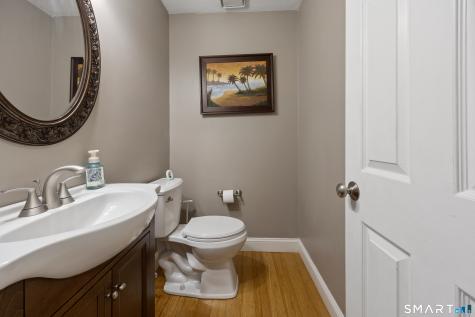 32 Quarry Village Road Cheshire CT 06410