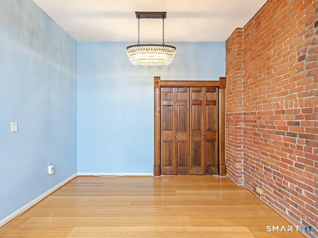 1 Linden Place Hartford CT 06106