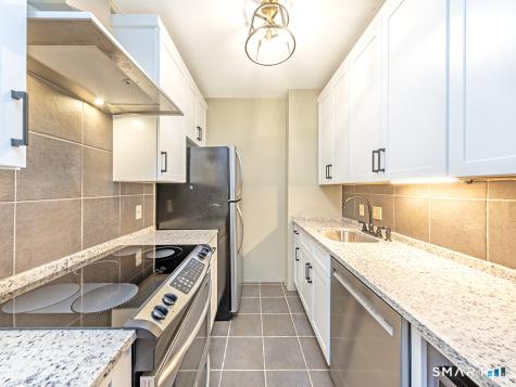 1 Linden Place Hartford CT 06106