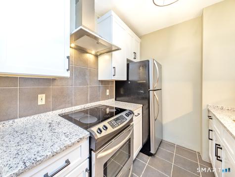 1 Linden Place Hartford CT 06106