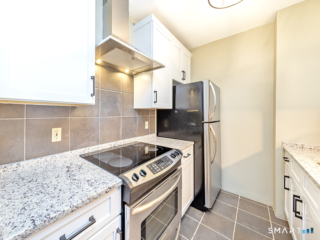 1 Linden Place Hartford CT 06106