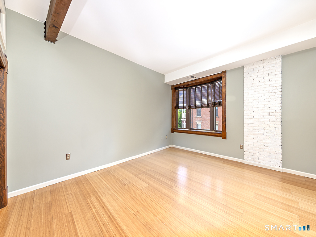 1 Linden Place Hartford CT 06106
