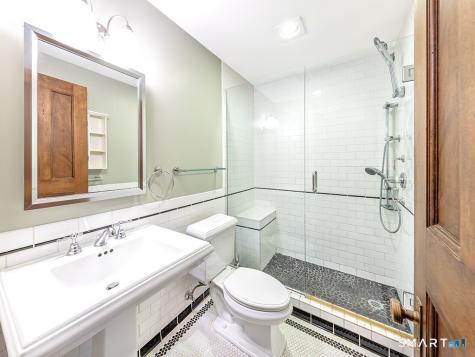 1 Linden Place Hartford CT 06106