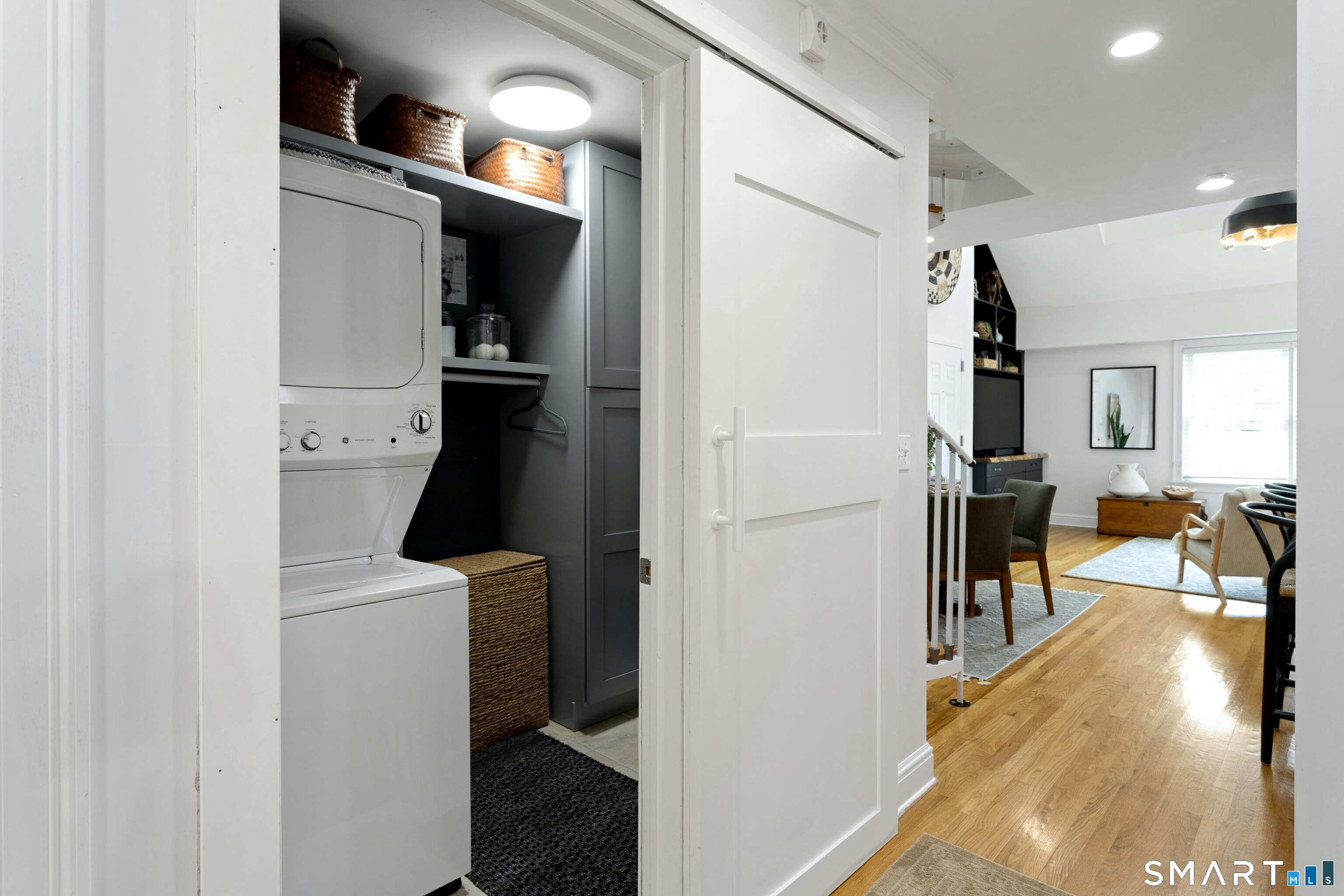 76 New Canaan Avenue Norwalk CT 06850
