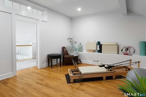 76 New Canaan Avenue Norwalk CT 06850