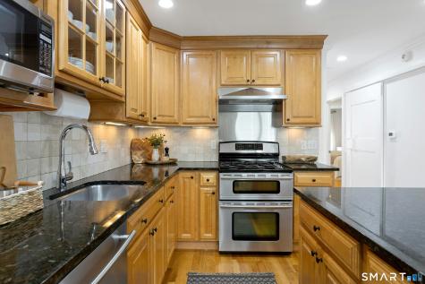 76 New Canaan Avenue Norwalk CT 06850