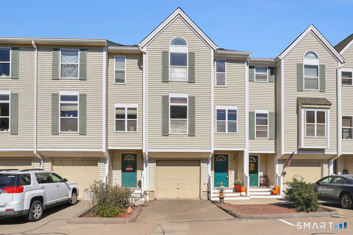 565 Newfield Street Middletown CT 06457
