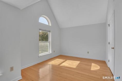 565 Newfield Street Middletown CT 06457
