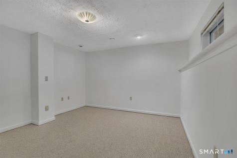 565 Newfield Street Middletown CT 06457