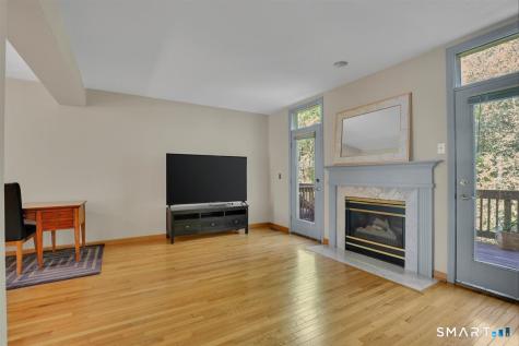 565 Newfield Street Middletown CT 06457