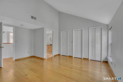 565 Newfield Street Middletown CT 06457