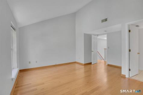 565 Newfield Street Middletown CT 06457
