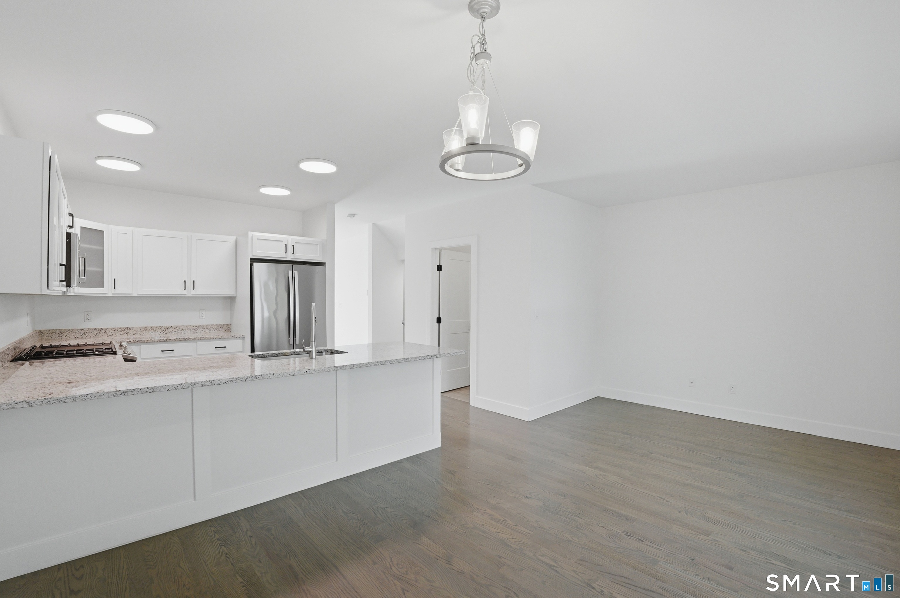 301 Harbour Close New Haven CT 06519