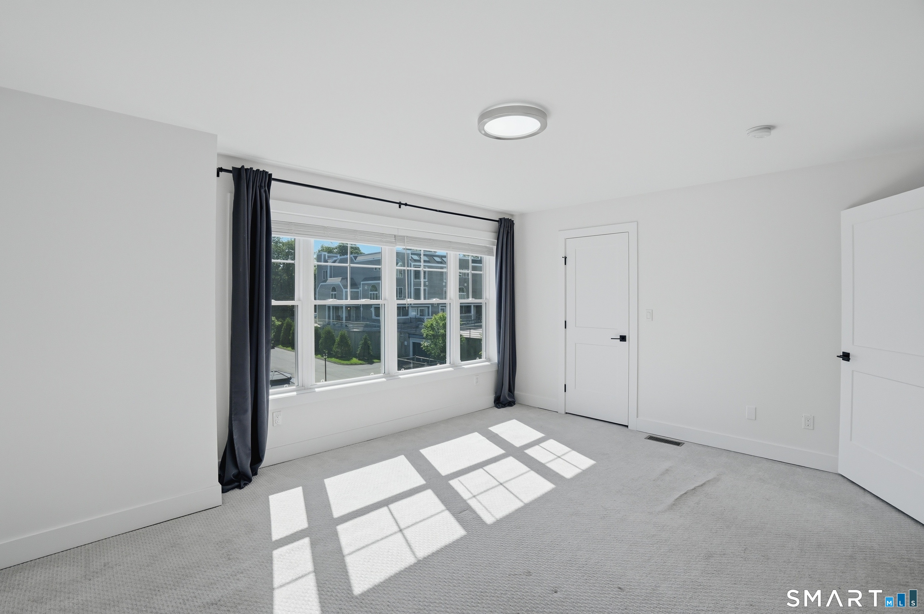 301 Harbour Close New Haven CT 06519
