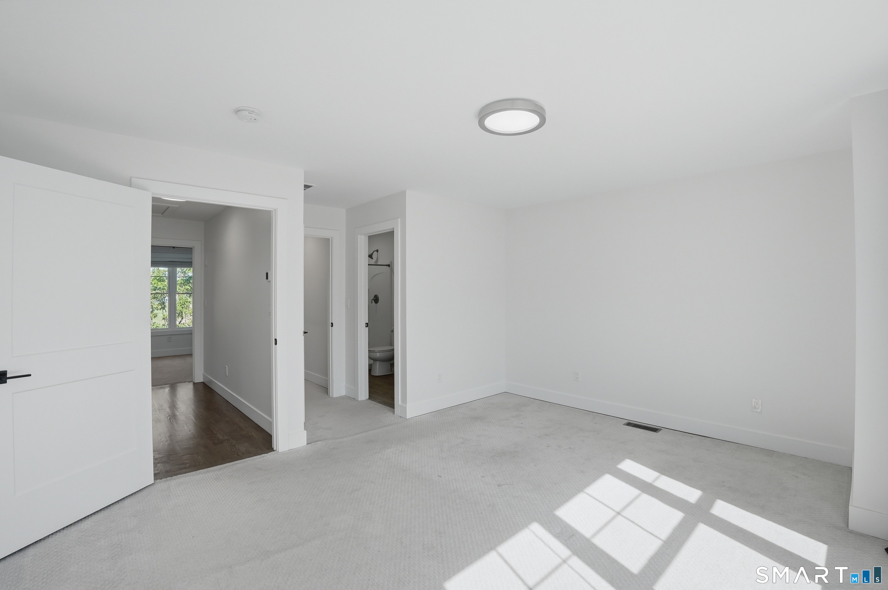 301 Harbour Close New Haven CT 06519