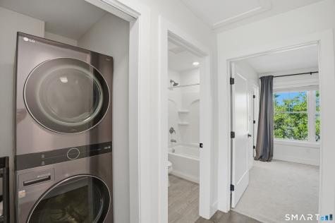 301 Harbour Close New Haven CT 06519