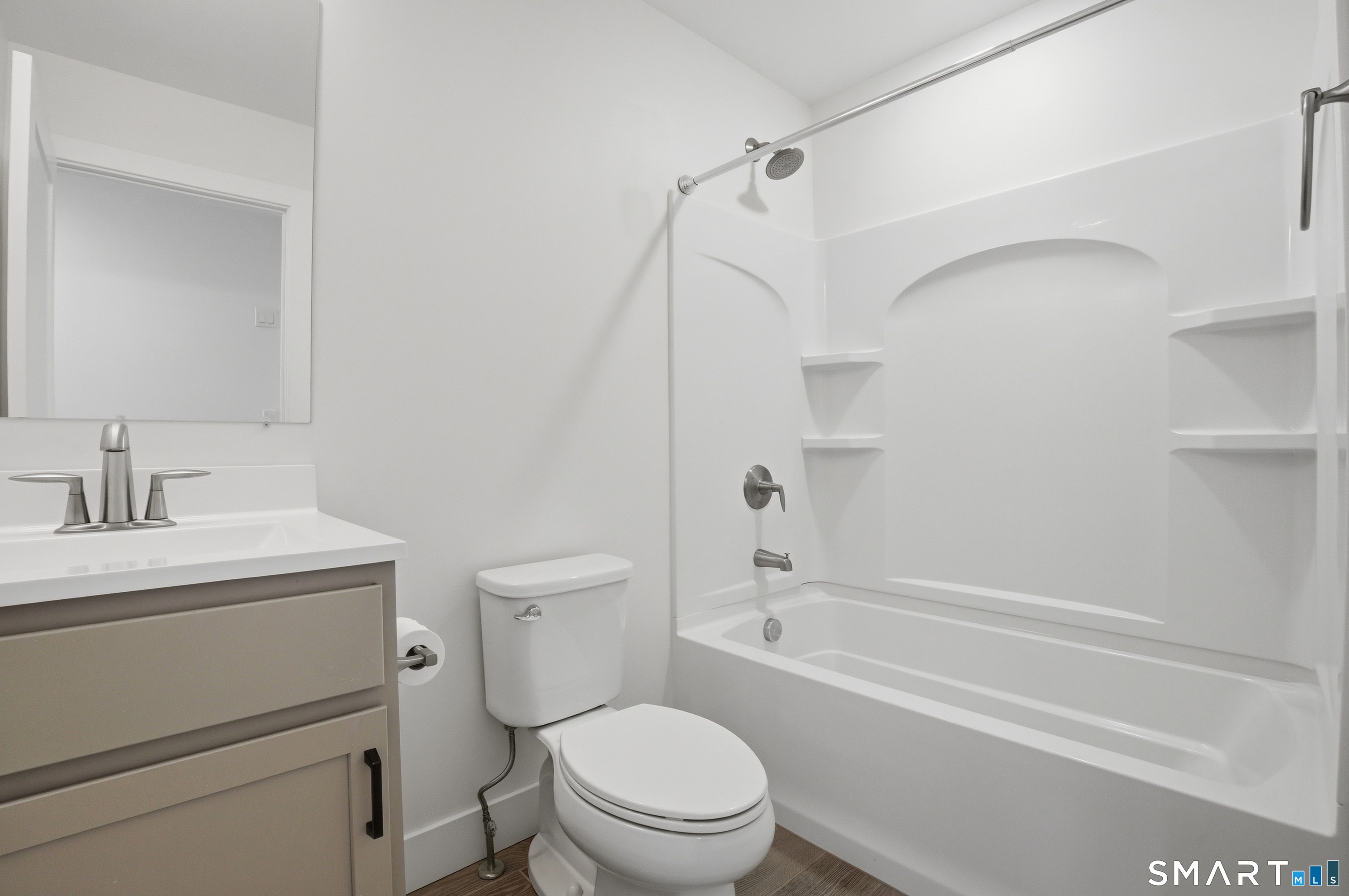 301 Harbour Close New Haven CT 06519