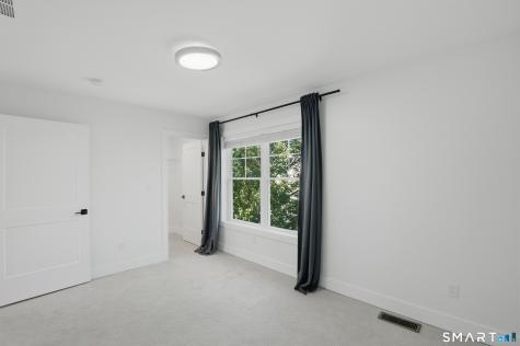 301 Harbour Close New Haven CT 06519