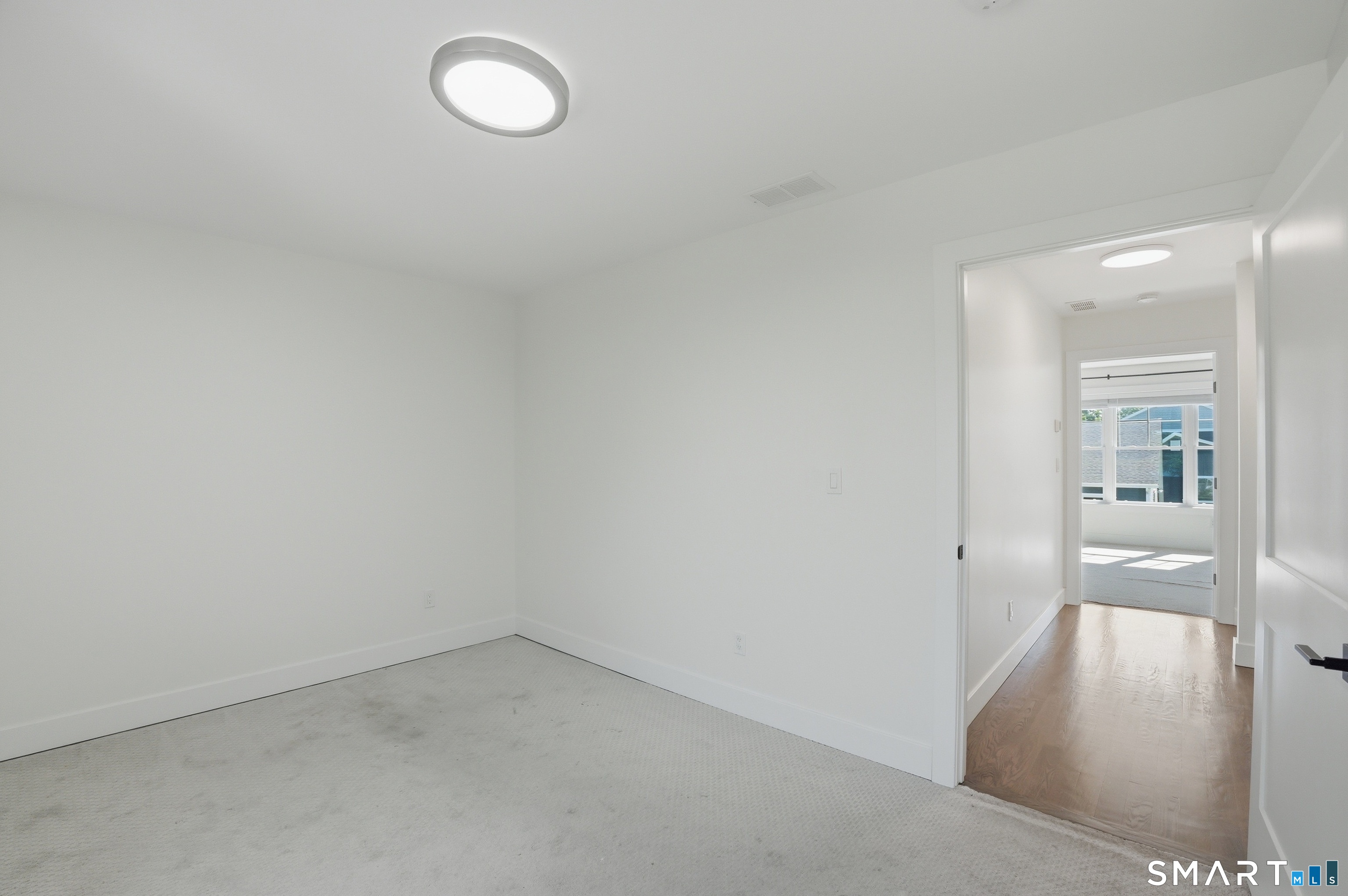 301 Harbour Close New Haven CT 06519