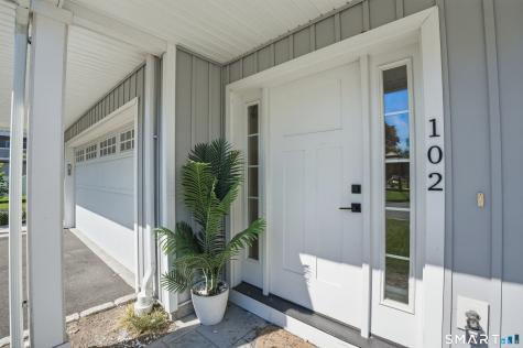 301 Harbour Close New Haven CT 06519
