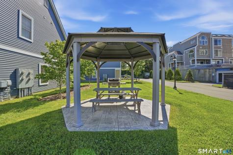301 Harbour Close New Haven CT 06519