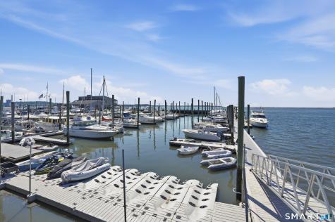 301 Harbour Close New Haven CT 06519
