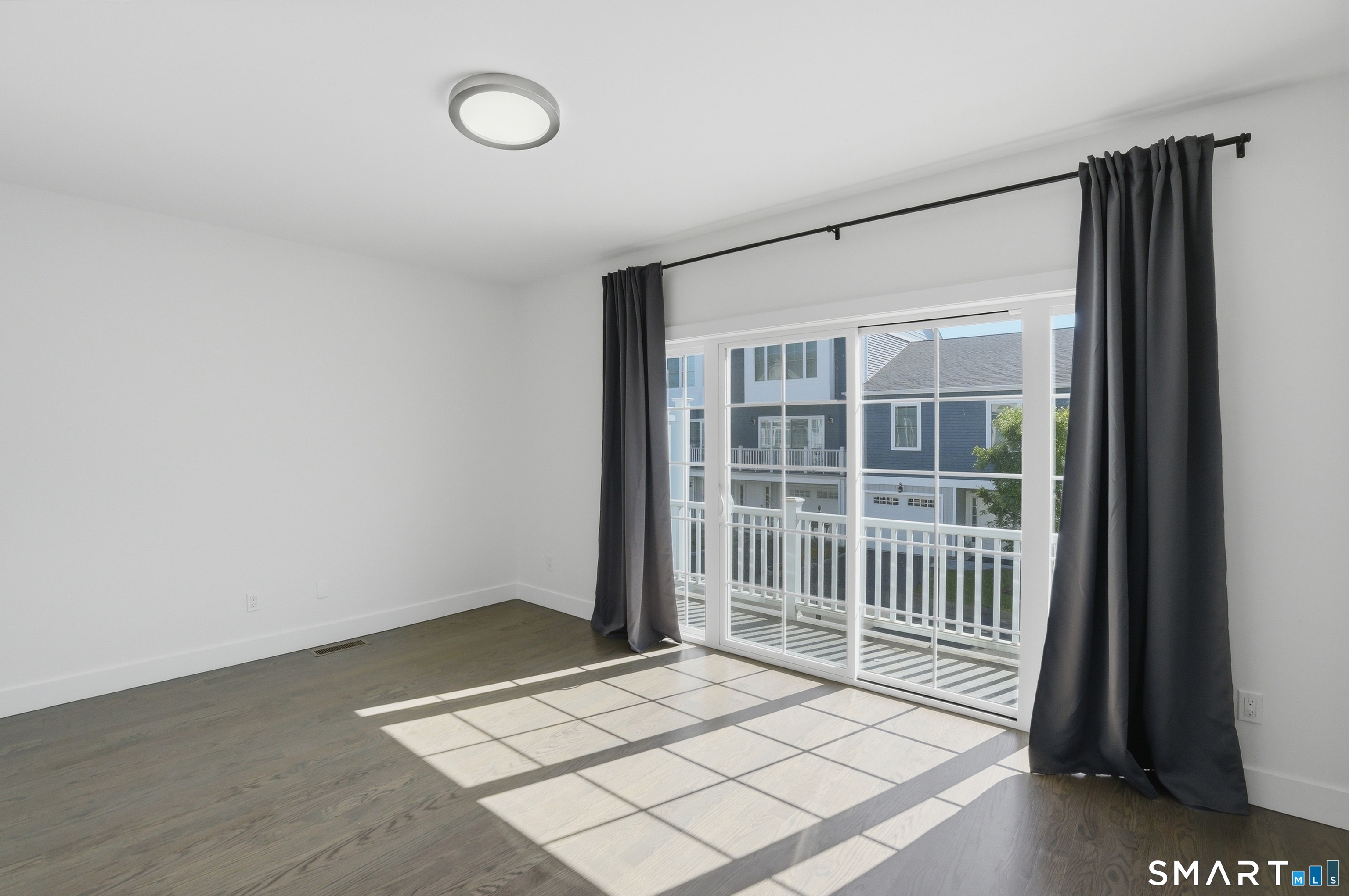 301 Harbour Close New Haven CT 06519