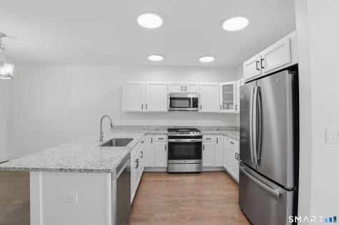 301 Harbour Close New Haven CT 06519