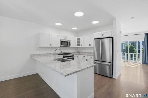 301 Harbour Close New Haven CT 06519