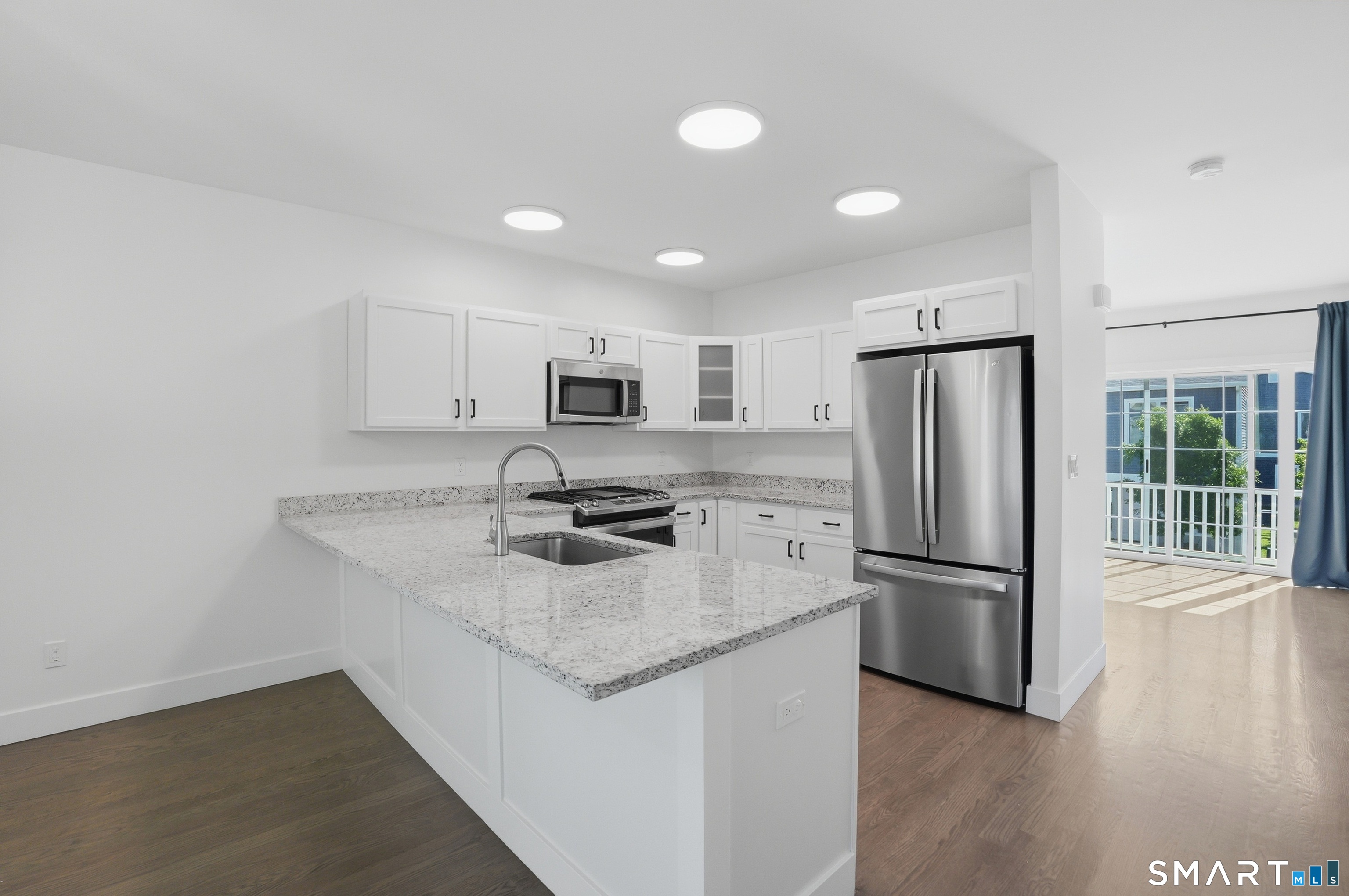 301 Harbour Close New Haven CT 06519