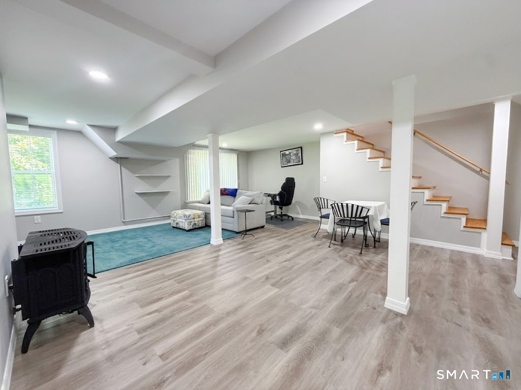 38 Dibble Hollow Lane Windsor Locks CT 06096