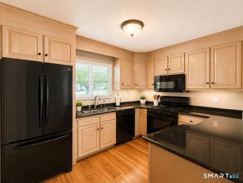 38 Dibble Hollow Lane Windsor Locks CT 06096