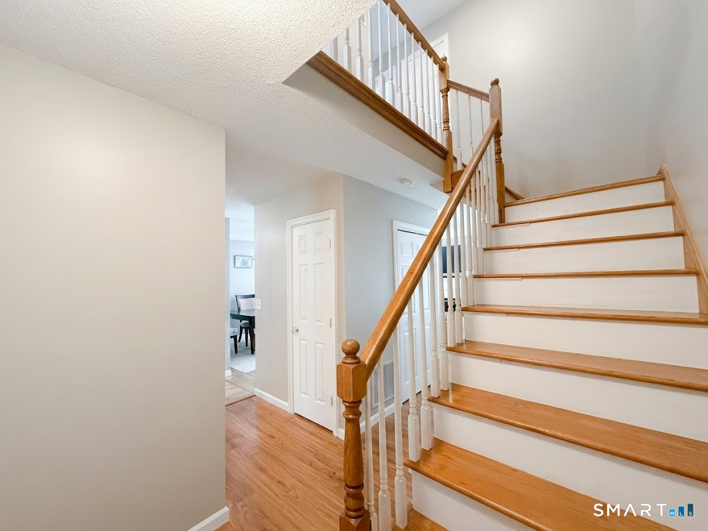 38 Dibble Hollow Lane Windsor Locks CT 06096