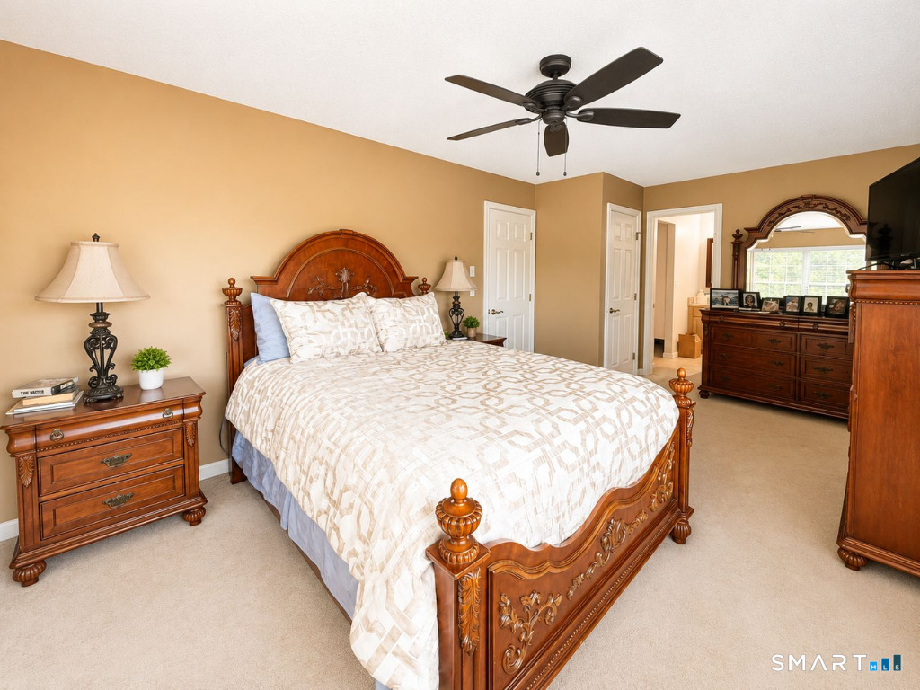 38 Dibble Hollow Lane Windsor Locks CT 06096