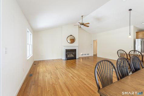 50 Summerwood Lane South Windsor CT 06074