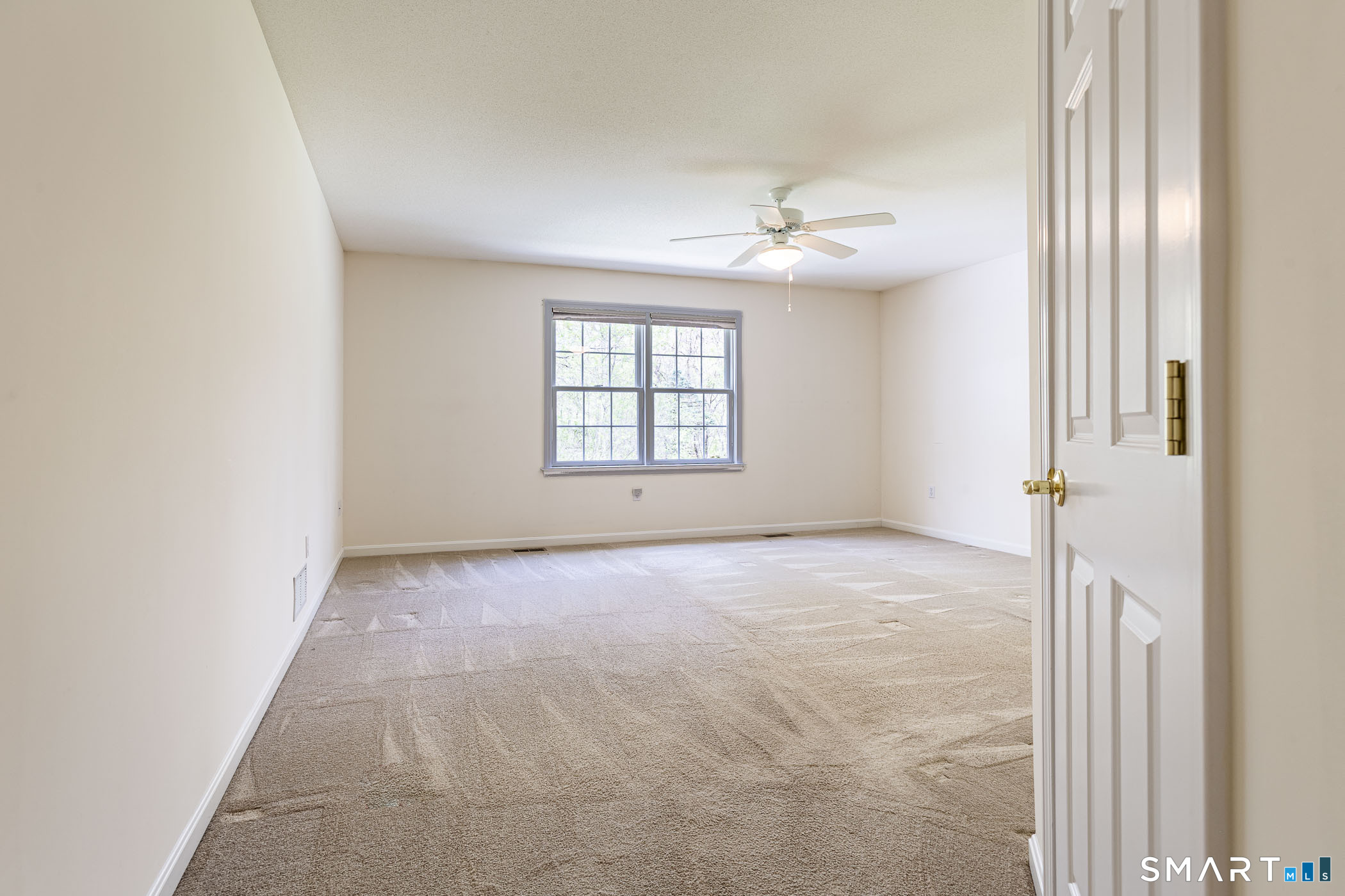 50 Summerwood Lane South Windsor CT 06074