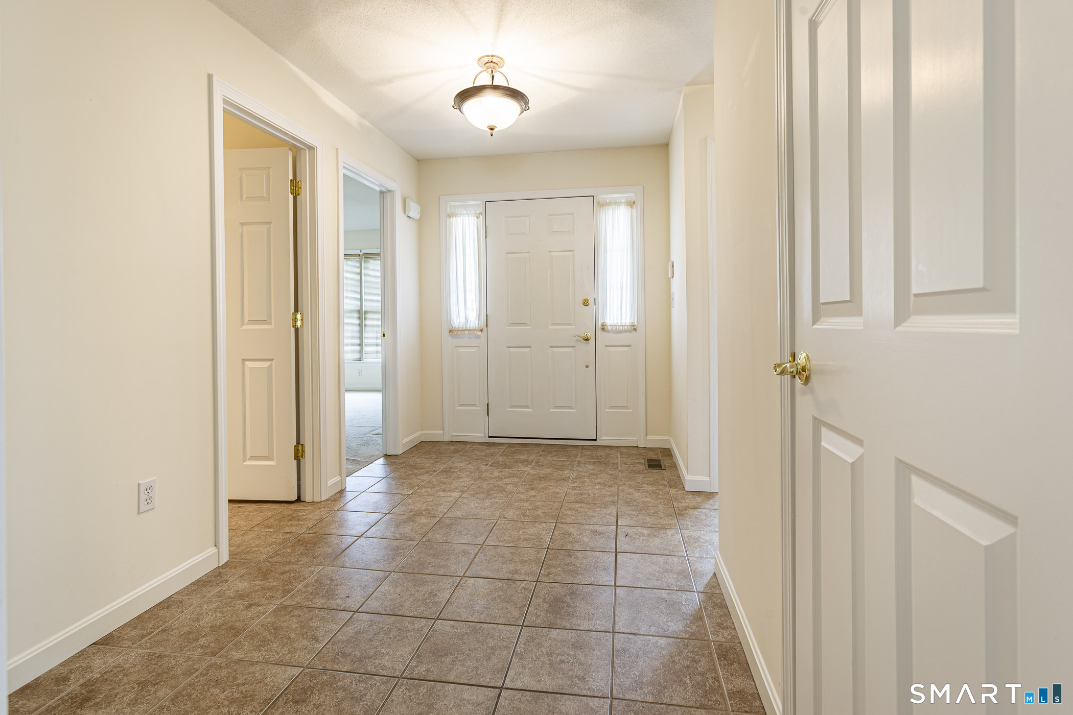 50 Summerwood Lane South Windsor CT 06074
