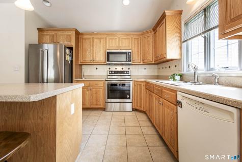 50 Summerwood Lane South Windsor CT 06074