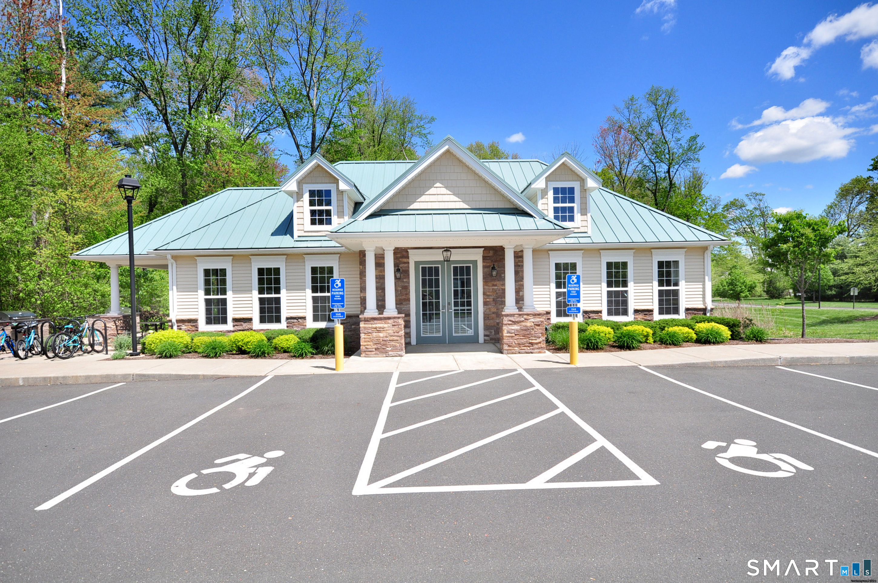 290 Pepin Place South Windsor CT 06074