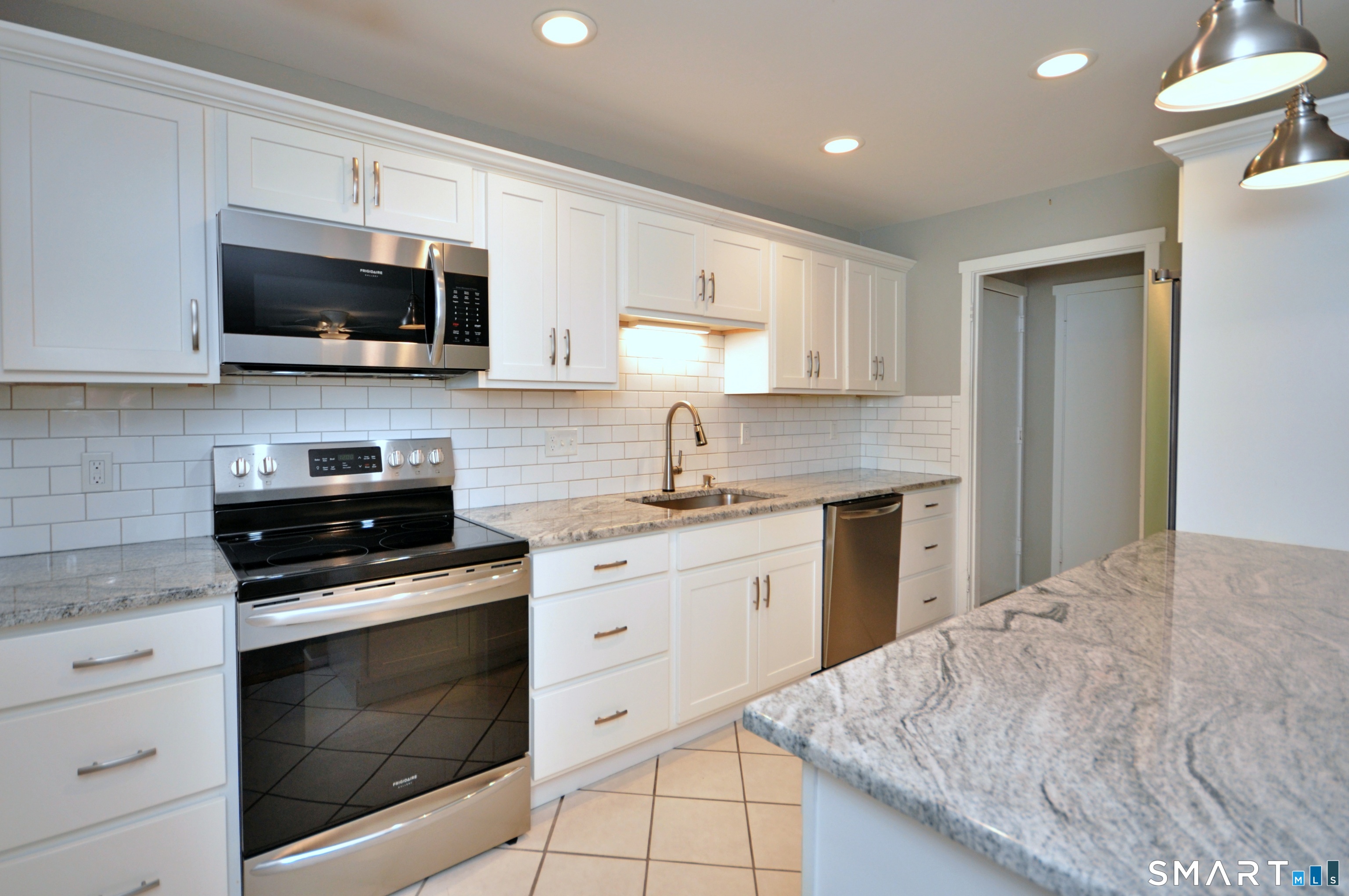 366 Heritage Village Southbury CT 06488