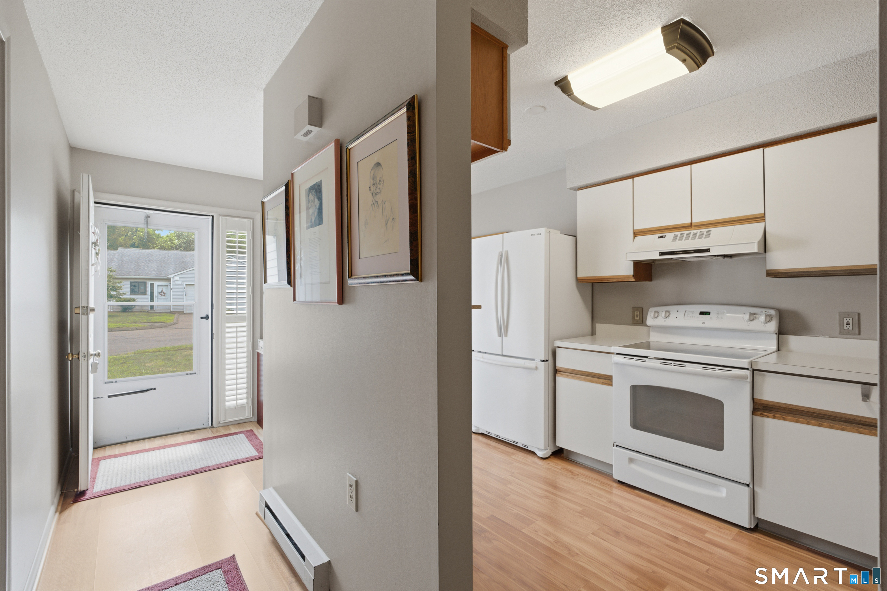 6 Knoll Lane Simsbury CT 06089