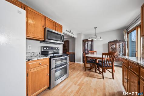 111 Mallane Lane Naugatuck CT 06770