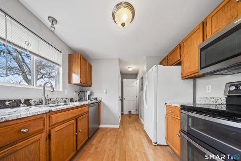 111 Mallane Lane Naugatuck CT 06770