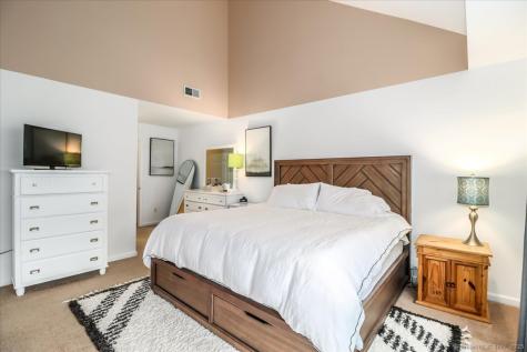 37 Faith Lane Danbury CT 06810