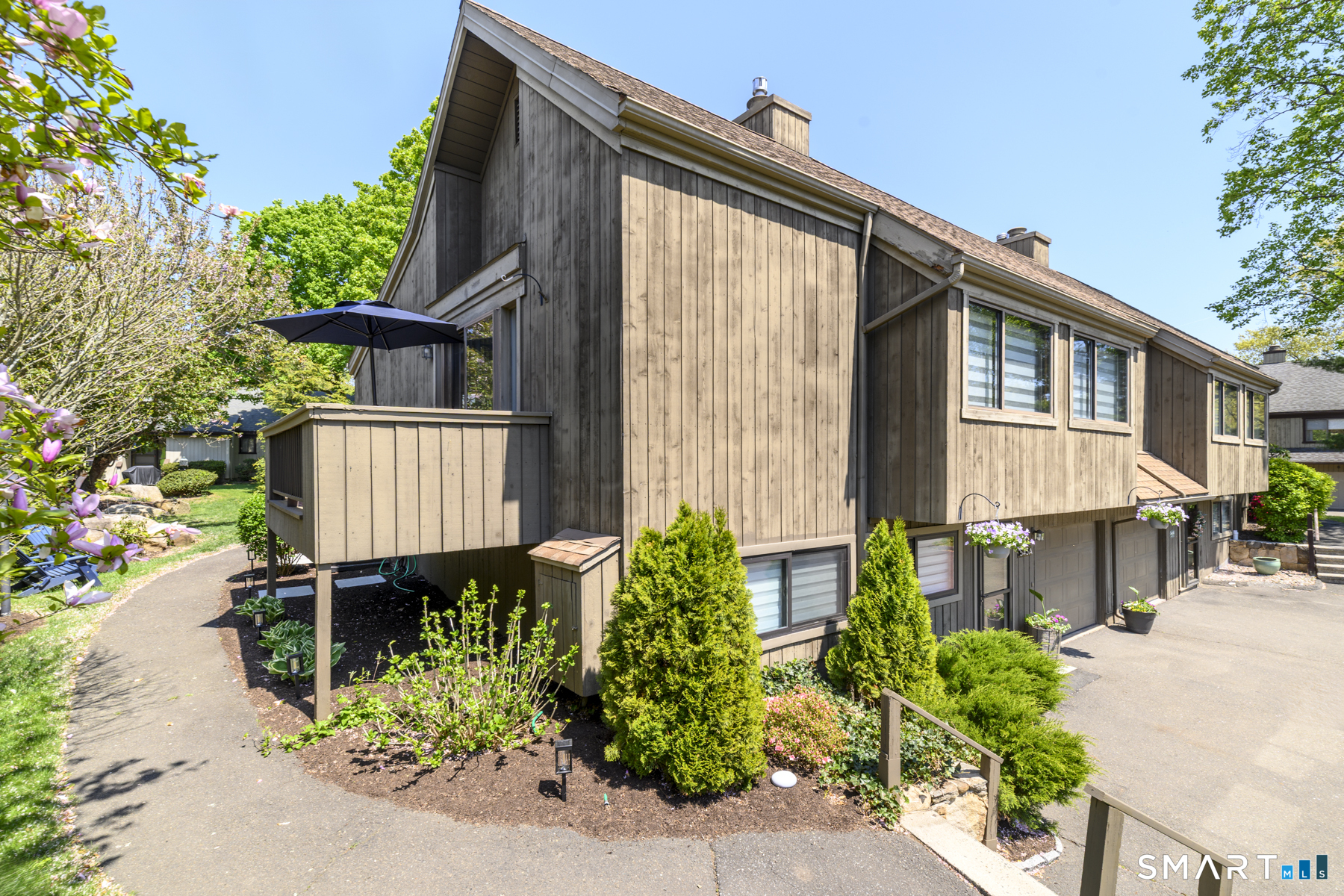 543 North Trail Stratford CT 06614