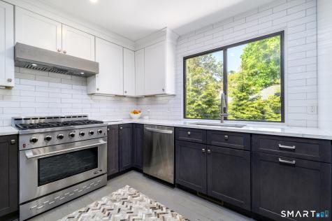 543 North Trail Stratford CT 06614