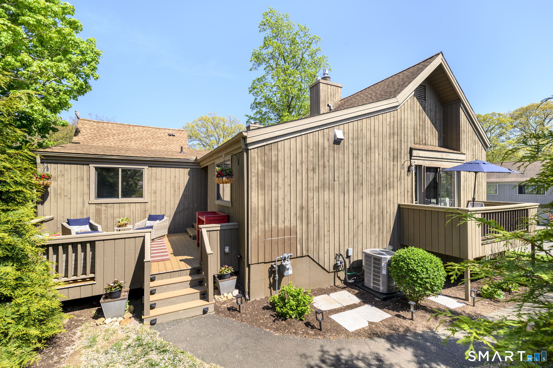 543 North Trail Stratford CT 06614